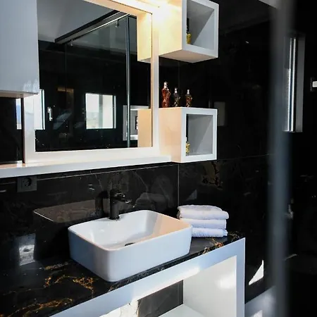 Art Beachfront بيت للعطل Lefkáda
